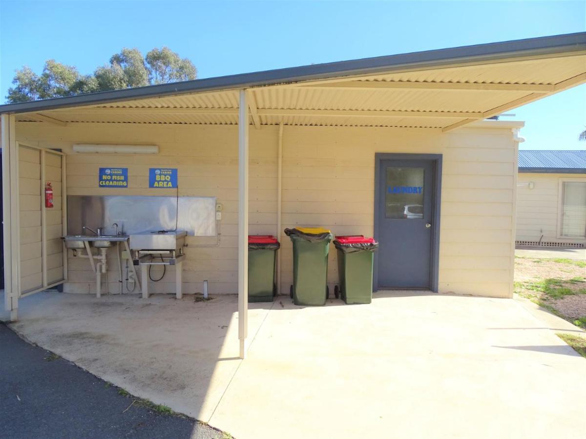 Moonta Bay Cabins Motel Port Moonta Esterno foto
