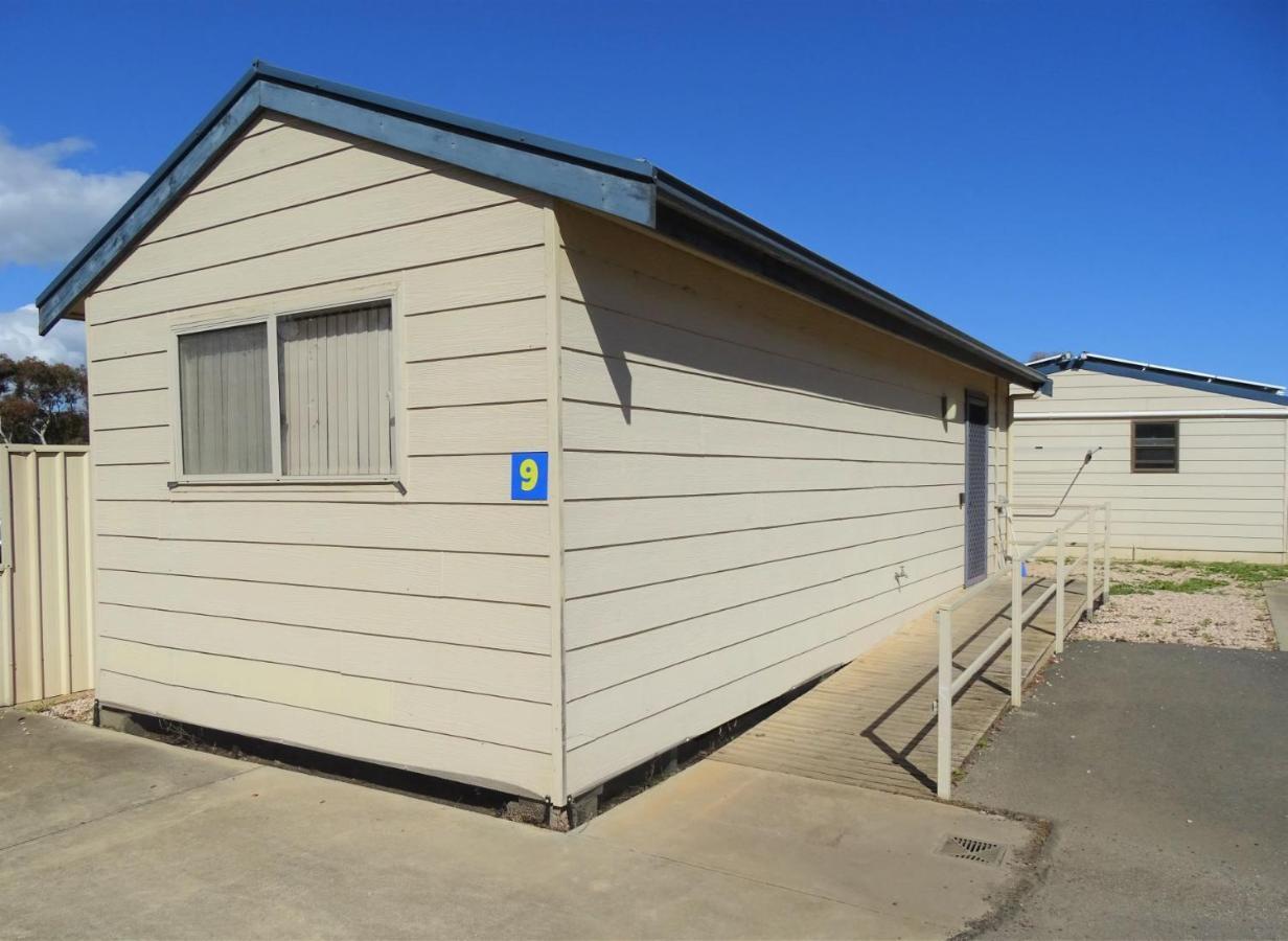 Moonta Bay Cabins Motel Port Moonta Esterno foto